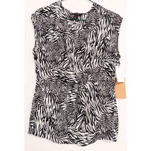 NWT Halogen Black and white print Small &59.00